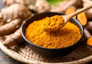 Reasons Why You Need to Start Using Turmeric on Your Skin (and How)