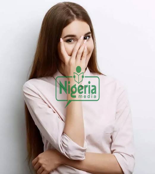 Signs That A Girl Has Strong Feelings For You (MUST SEE) Signs That A Girl Has Strong Feelings For You (MUST SEE)