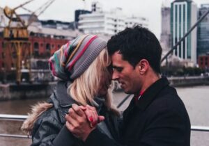 Things Men Do That Make Women Feel Safe (BREAKING)