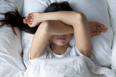 The Hidden Dangers of Sleeping with the Light On (BREAKING) The Hidden Dangers of Sleeping with the Light On (BREAKING)