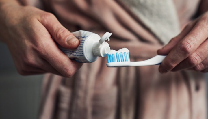 Not Brushing Your Teeth Before You Go To Bed, Increases Your Risk Of Silent Killer (BREAKING) Not Brushing Your Teeth Before You Go To Bed, Increases Your Risk Of Silent Killer (BREAKING)