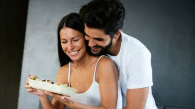 5 Clear Signs that shows Someone Truly Loves You Without Saying It 5 Clear Signs that shows Someone Truly Loves You Without Saying It