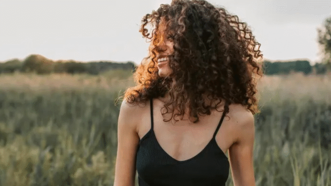 If A Woman Tells You These 8 Things, Leave Her Immediately If A Woman Tells You These 8 Things, Leave Her Immediately