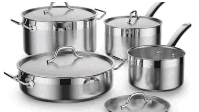 5 Meals You Should Never Cook With Stainless Steel Pots 5 Meals You Should Never Cook With Stainless Steel Pots