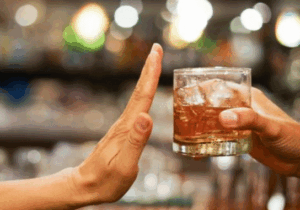 BREAKING NEWS: Doctor says quit five habits ‘before you reach 40’ to live longer