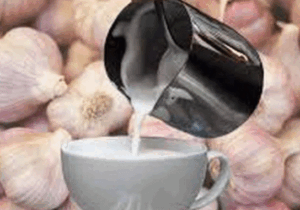 BREAKING: Boil Garlic And Milk Together, Drink A Cup Daily To Solve This health Problems