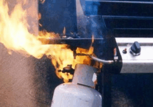 BREAKING NEWS: If Your Gas Catches Fire, Don’t Panic, Do These Things to Quench the Fire