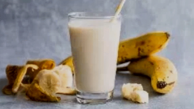 If You Drink a Cup of Milk with a Banana Every Night, This Is What Will Happen to Your Body (JUST-IN) If You Drink a Cup of Milk with a Banana Every Night, This Is What Will Happen to Your Body (JUST-IN)
