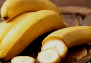 Reasons Why You Should Always Eat Banana Before Going To Bed In The Night (DETAILS)