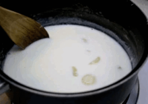 BREAKING NEWS: Boil Garlic And Milk Together And Drink To Treat These 5 Health Issues