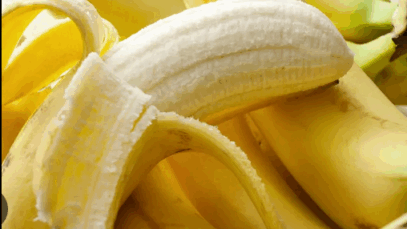 EXCLUSIVE: What Happens When You Eat Banana First Thing In The Morning?