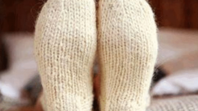 BREAKING NEWS: Do You Wear Socks To Bed? Here’s What You Need To Know