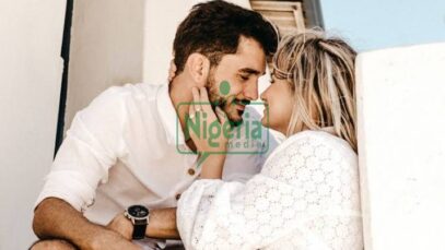If A Woman Starts Developing Feelings For You, She Will Show These Signs