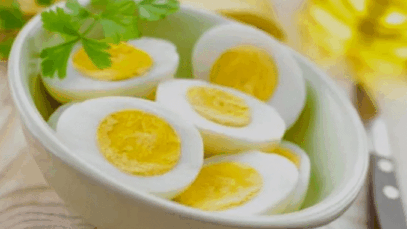 You shouldn’t eat more than one egg in a day, here’s why