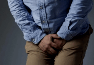 BREAKING: Why it is dangerous to hold pee in for a long time
