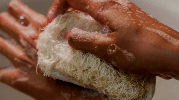 Odour: 6 body parts you forget to wash when bathing