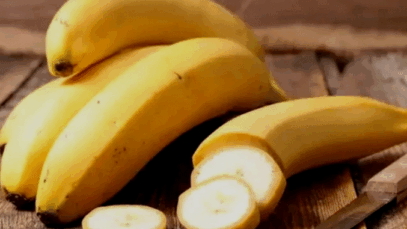 Reasons Why You Should Always Eat Banana Before Going To Bed In The Night